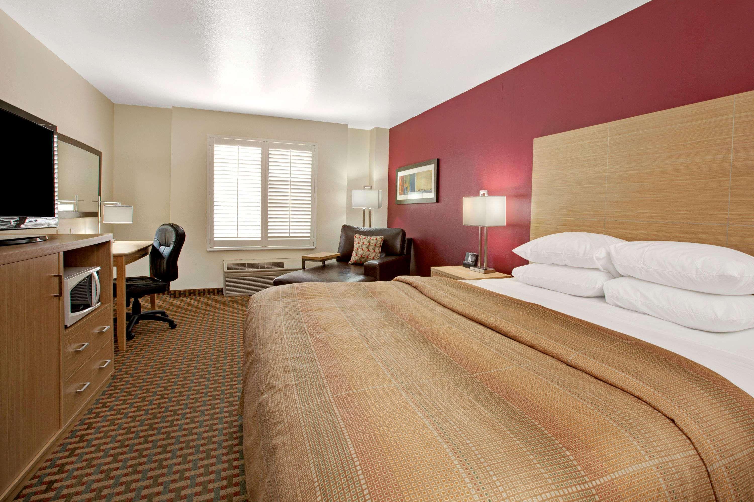 Ramada Limited And Suites San Francisco Airport South San Francisco Eksteriør billede