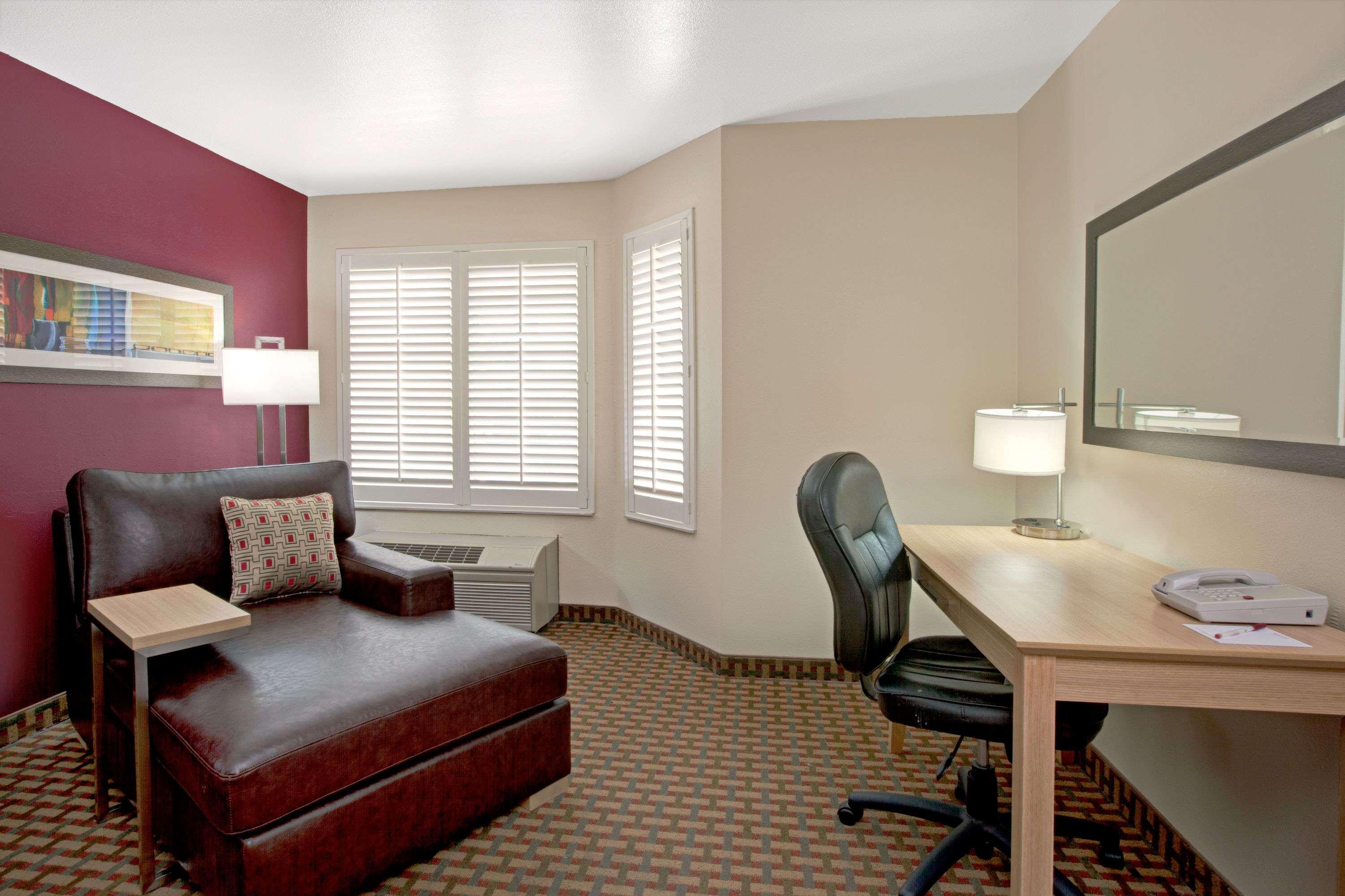Ramada Limited And Suites San Francisco Airport South San Francisco Eksteriør billede